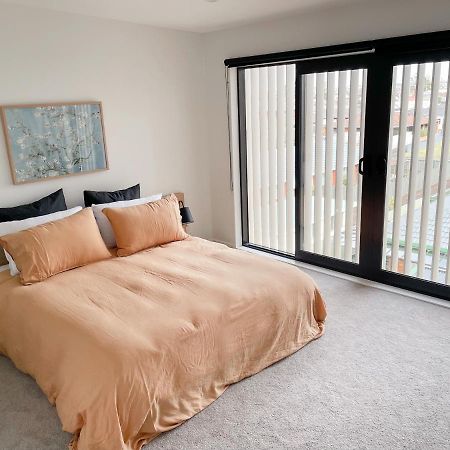 Sunny Beachside Home Orewa Luaran gambar